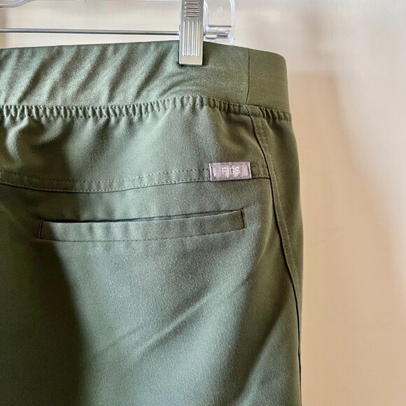 Figs Axim Cargo Scrub Pants Men’s Moss XL Short - Picture 5 of 8